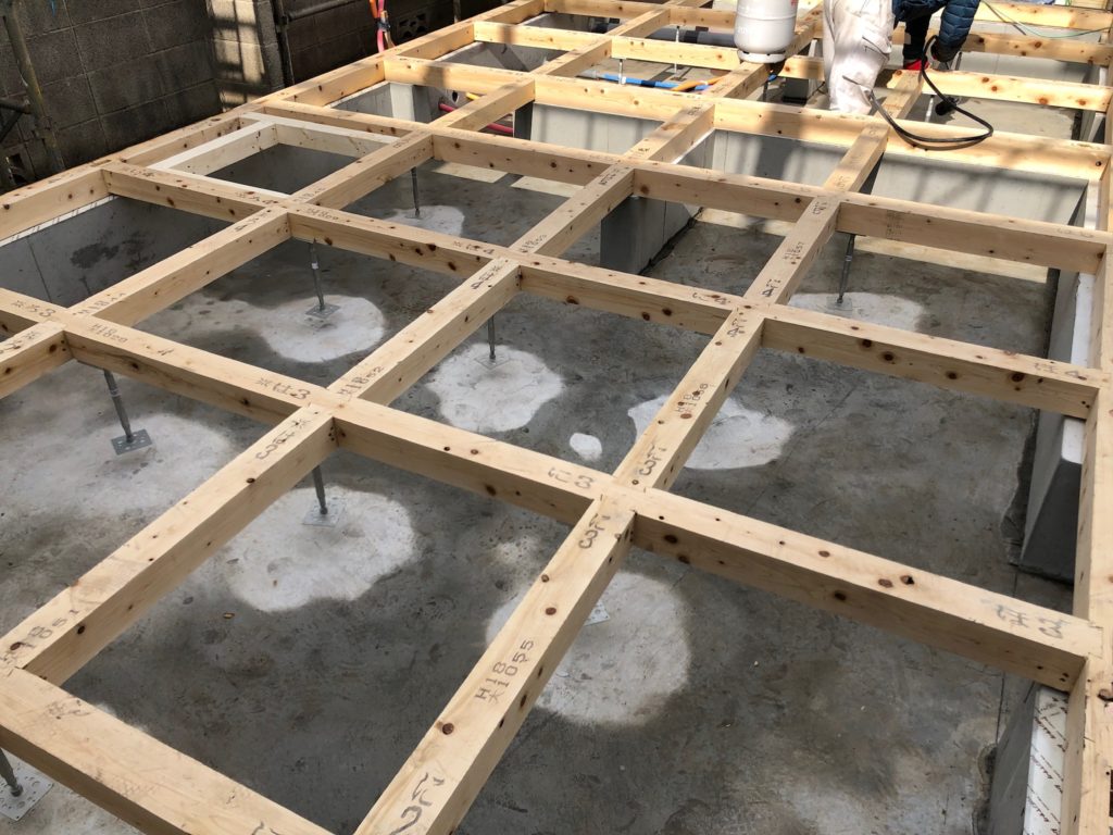 1層床 大引鋼製束配置下部乾燥状況